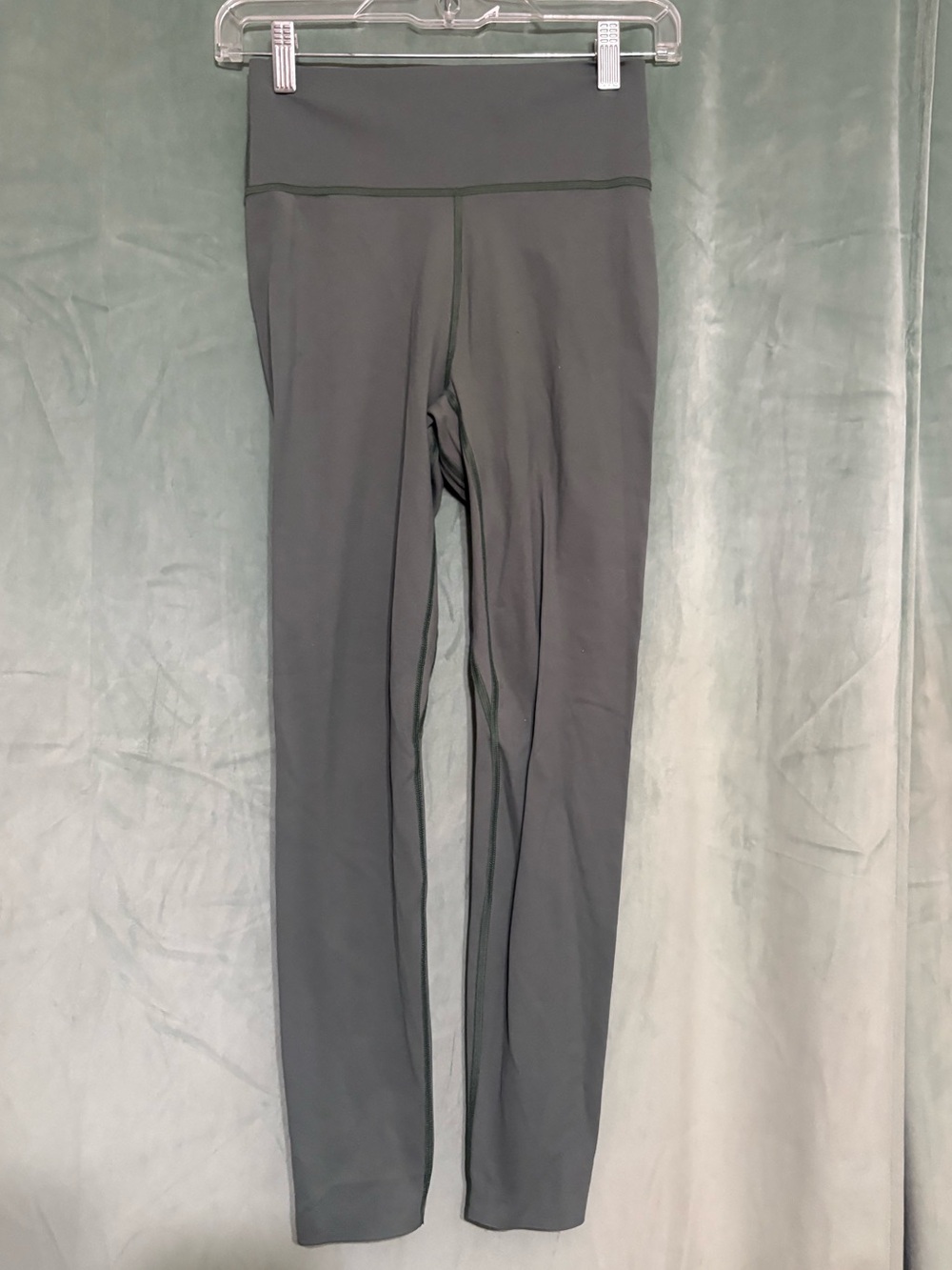 Women’s All in Motion Green Leggings 🌵XS